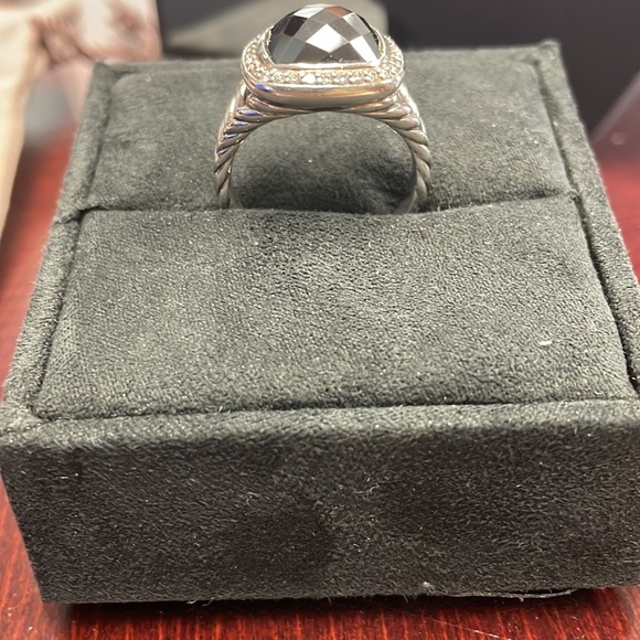 The Albion® Collection’s unique cushion-cut center stone - Picture 3 of 5